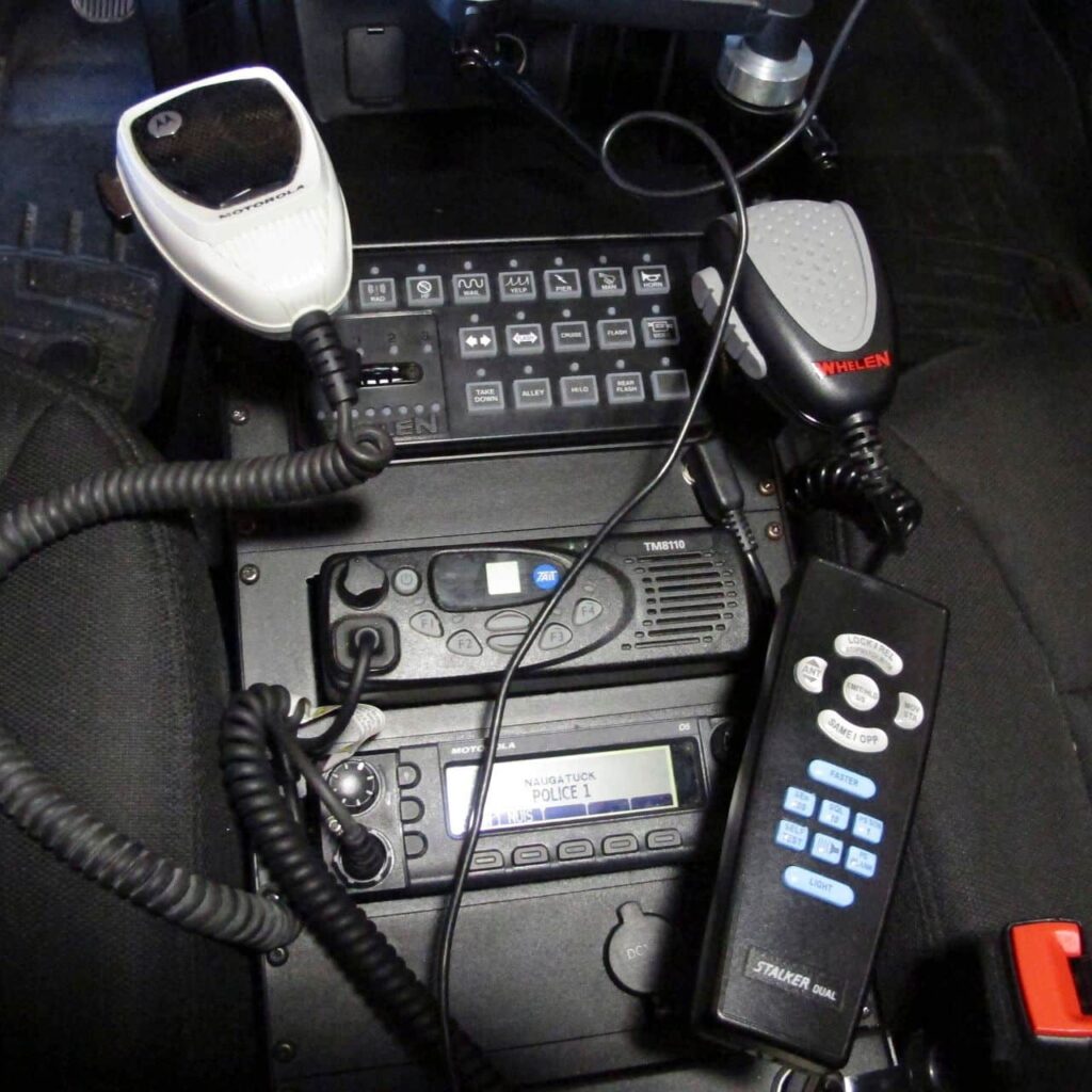 Can Radio Scanners Pick Up Cell Phone Conversations?